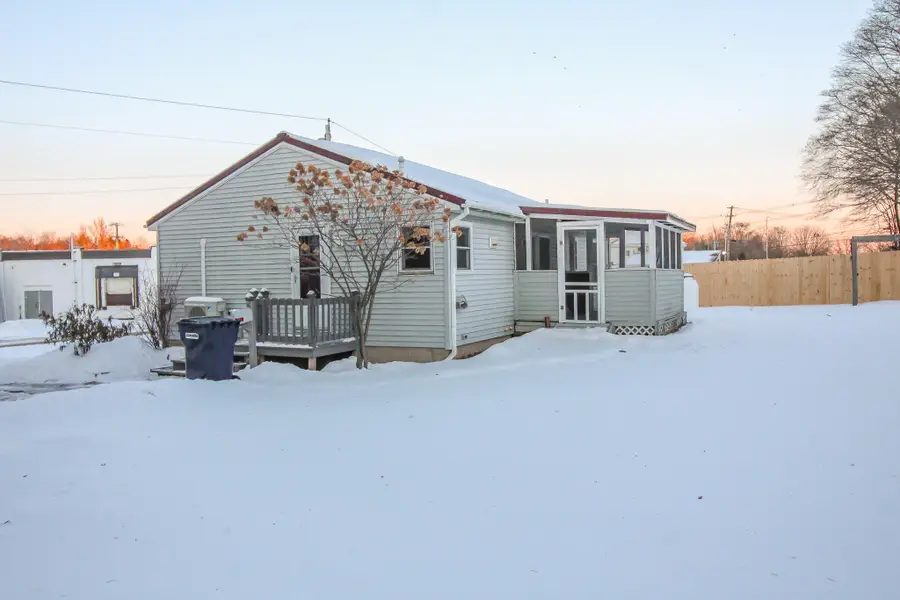 20 Earle Avenue, Bangor, ME 04401 - Image #2