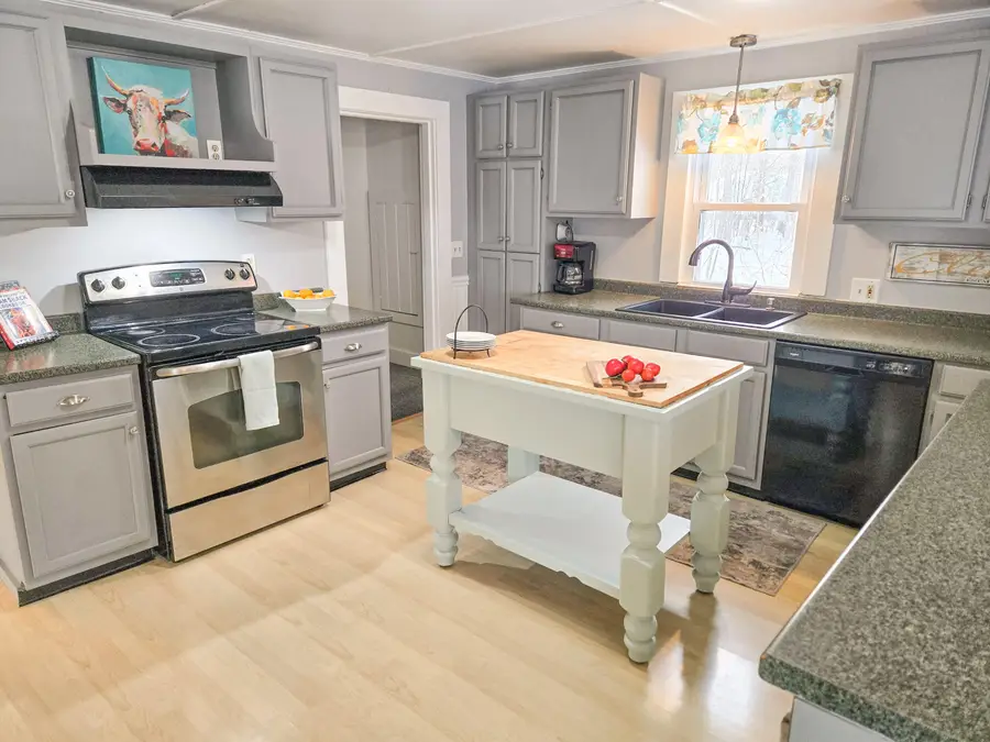 194 Weymouth Road, Gray, ME 04039 - Image #2