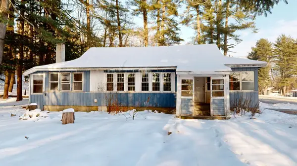 156 Roosevelt Trail, Naples, ME 04055