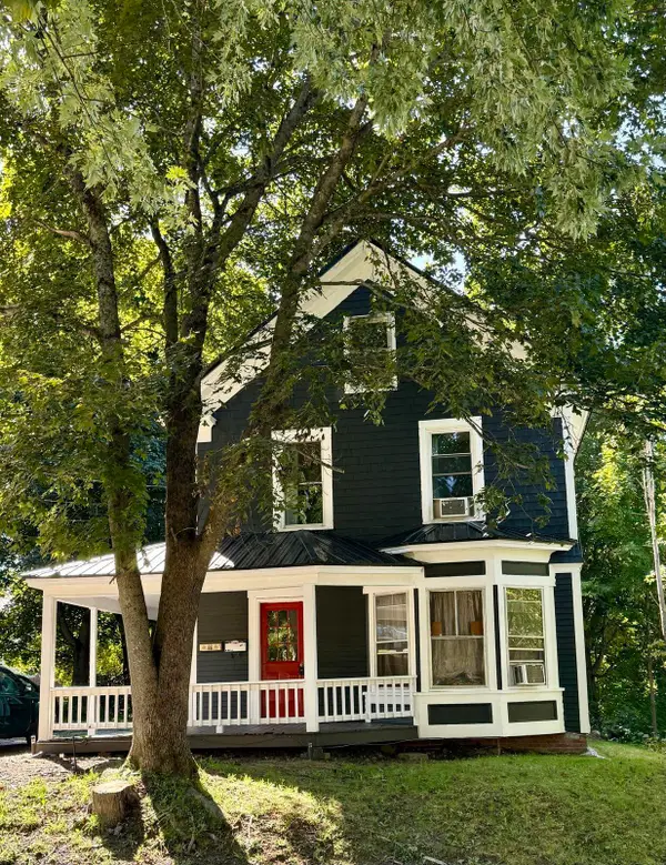 49 Mill Street, Dexter, ME 04930