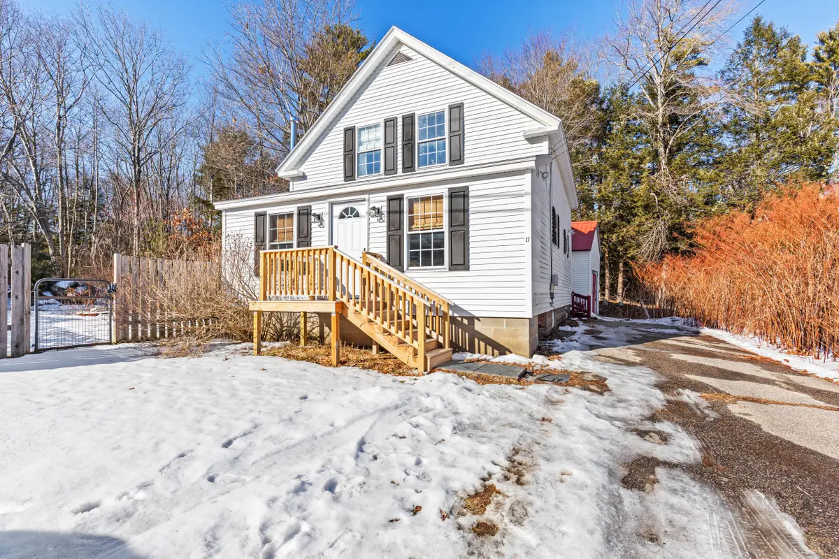 17 Deering Neighborhood Road, Springvale, ME 04083 - Image #1
