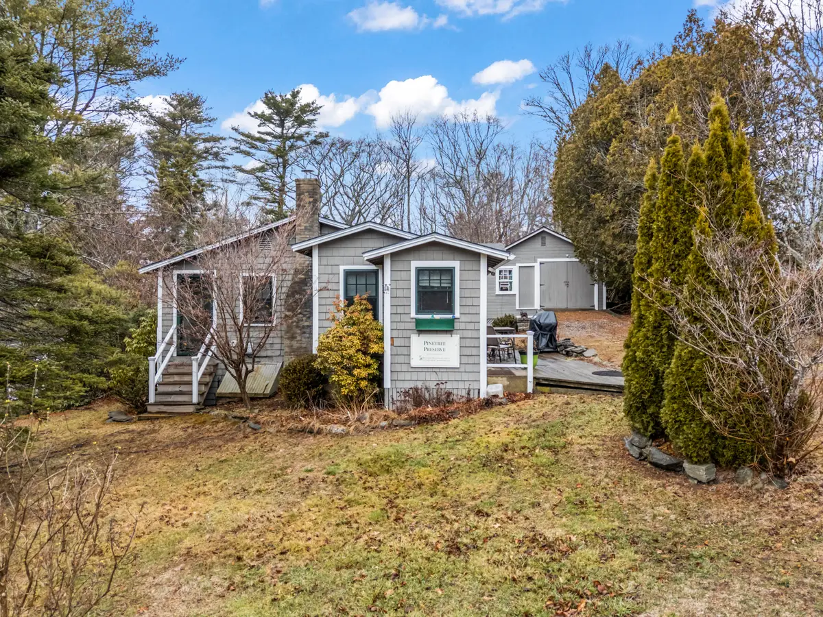 19 Logan Road, Boothbay Harbor, ME 04538 - Image #1