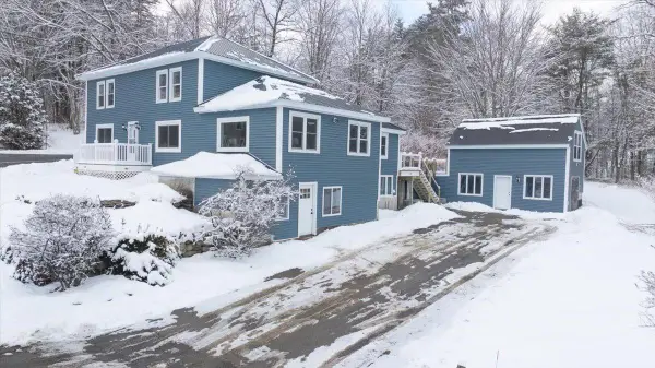 4 Moderation Street, Hollis, ME 04042