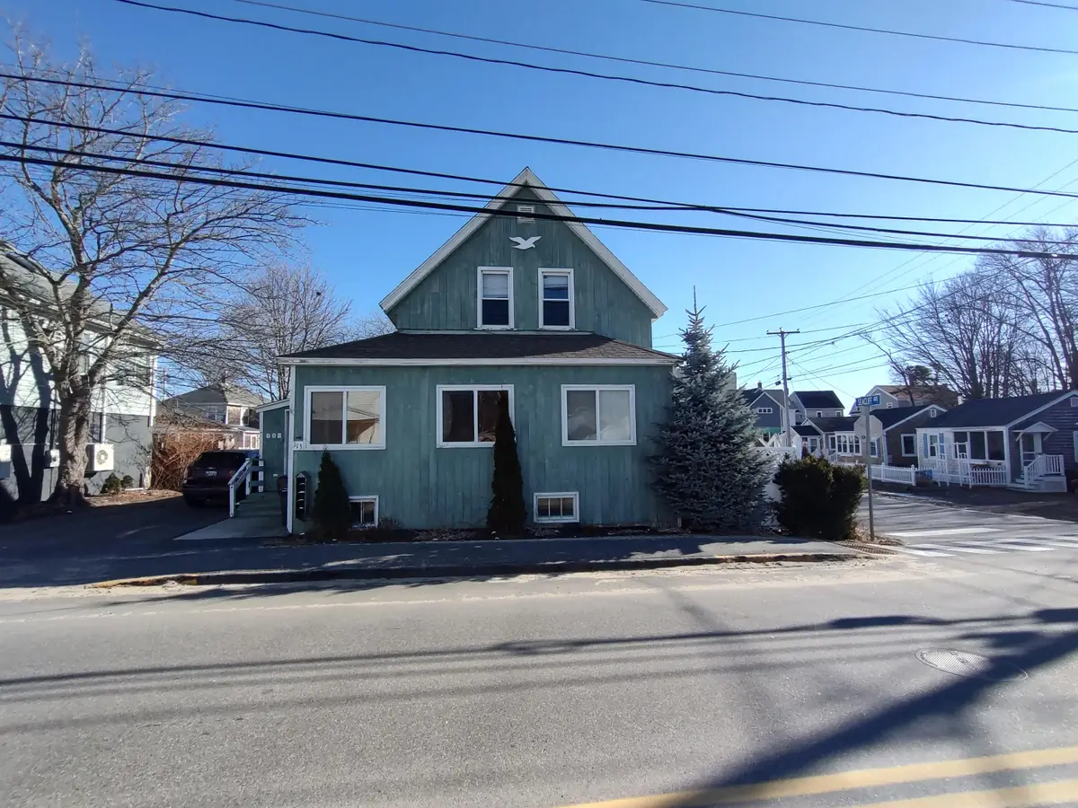 113 W Grand Avenue, Old Orchard Beach, ME 04063 - Image #1