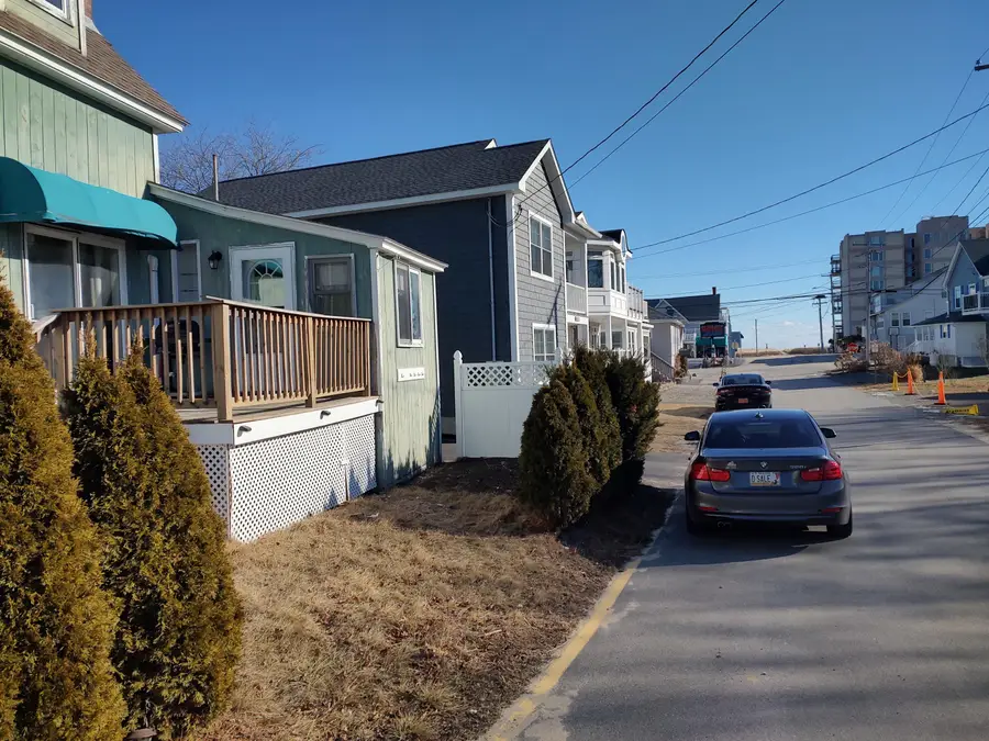 113 W Grand Avenue, Old Orchard Beach, ME 04063 - Image #3