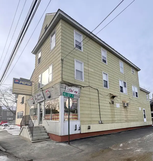 40 Ticonic Street, Waterville, ME 04901