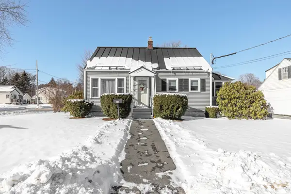 45 Eddyway Street, Bangor, ME 04401
