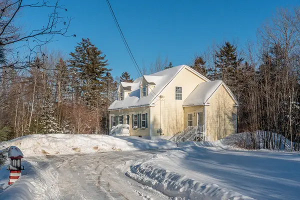 527 Rockland Street, Rockport, ME 04856