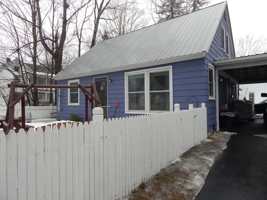 21 Tucker Street, Norway, ME 04268 - Image #2