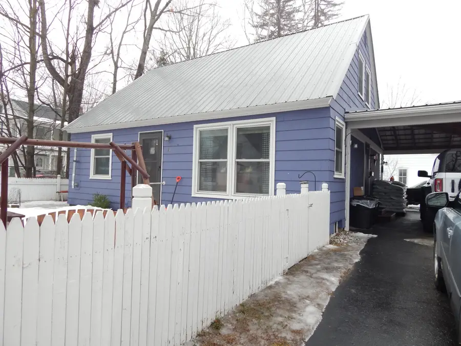 21 Tucker Street, Norway, ME 04268 - Image #3