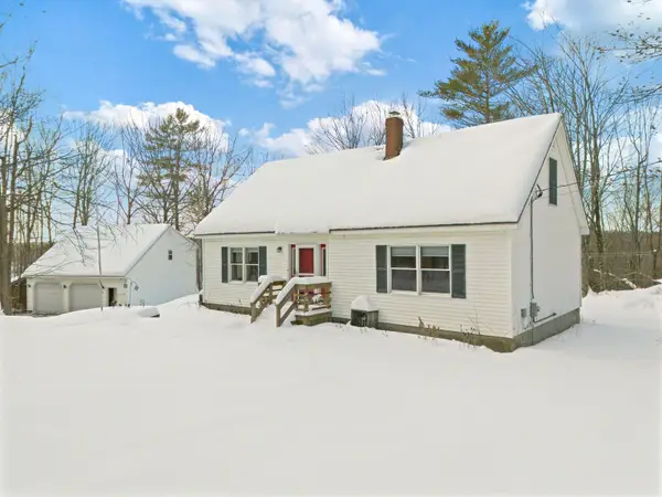 135 S Pond Road, Winslow, ME 04901