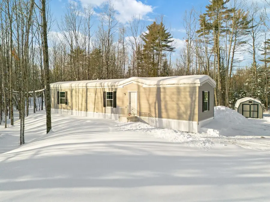 642 Hanson Road, China, ME 04358 - Image #2