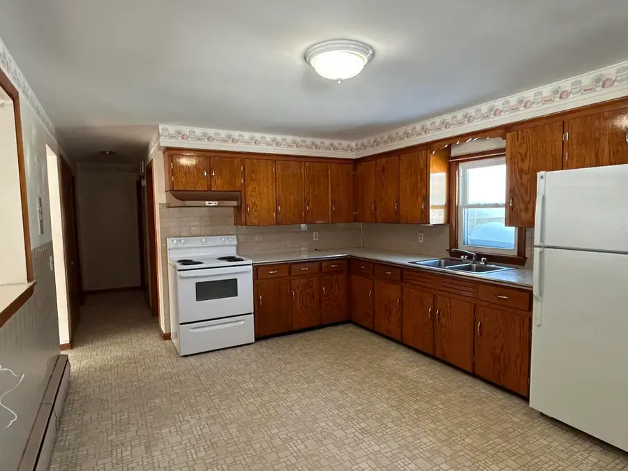 8 Robert Street, Winslow, ME 04901 - Image #3