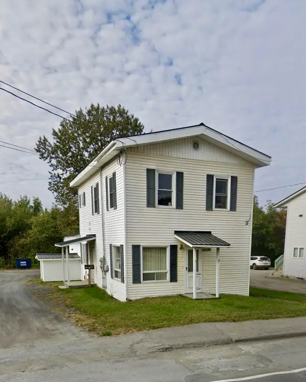 33 Market Street, Fort Kent, ME 04743