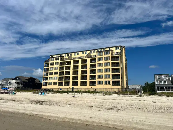 191 E Grand Avenue #305, Old Orchard Beach, ME 04064