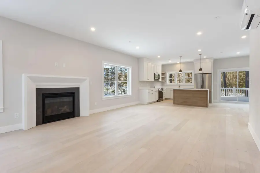 11 Peabody Lane #102, Saco, ME 04072 - #3