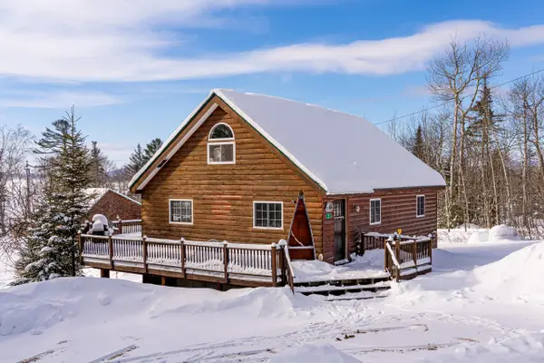 5 Lyons Lane #5, Rangeley, ME 04970
