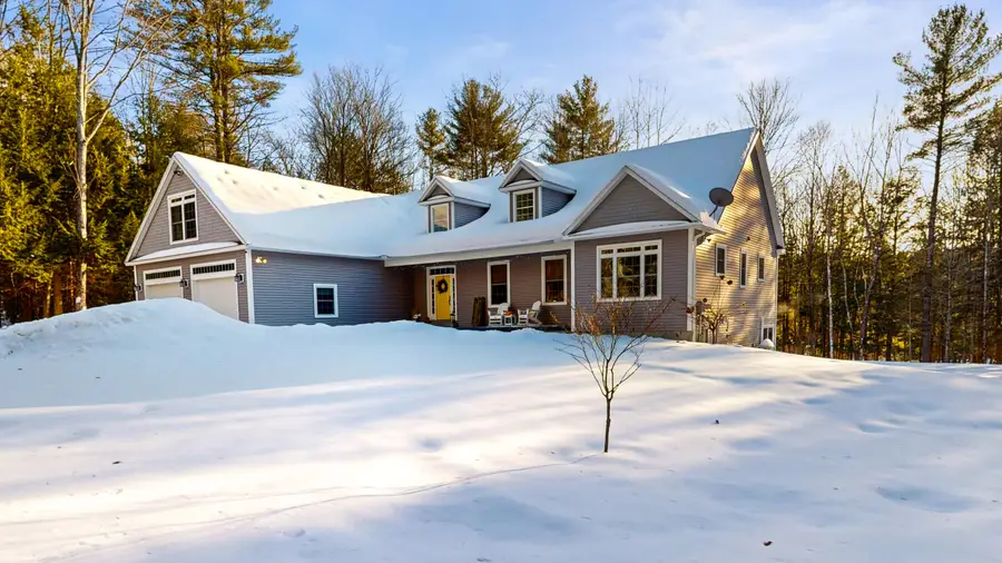17 Bowdoin Drive, Lewiston, ME 04240 - Image #2