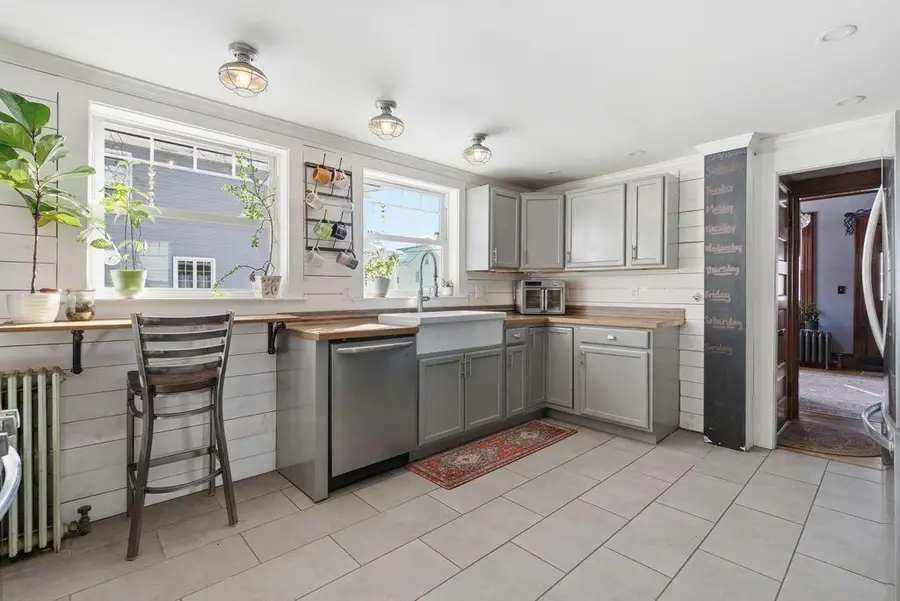 89 Whitney Street, Auburn, ME 04210 - Image #2