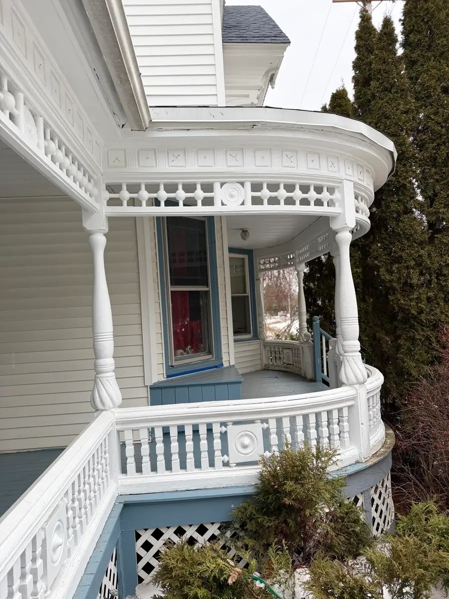 137 S Main Street, Auburn, ME 04210 - #3