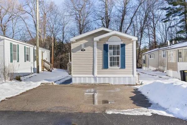 69 Polly Ann Park, Dover, NH 03820