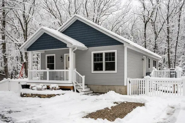 22 Summer Lane, Kittery, ME 03904