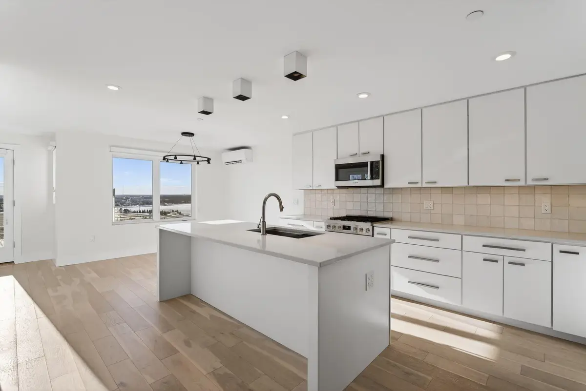 126 North Street #3C, Portland, ME 04101 - Image #1