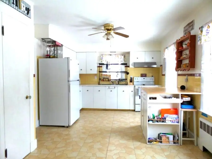 4 Hazelwood Avenue, Waterville, ME 04901 - #2