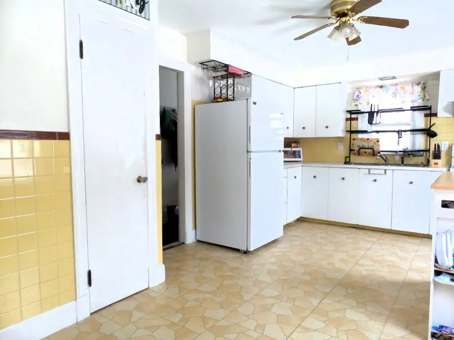 4 Hazelwood Avenue, Waterville, ME 04901 - #3