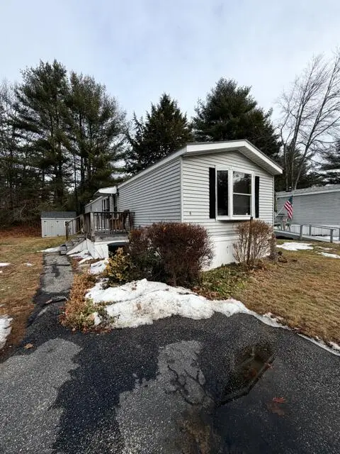 8 Mayflower Drive, Old Orchard Beach, ME 04064