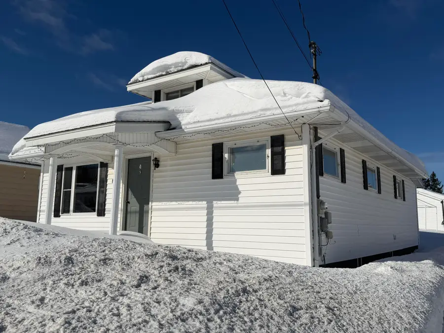 169 Mountain View Avenue, Madawaska, ME 04756 - #3