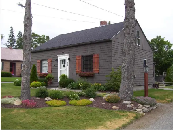 33 Elmwood Avenue, Caribou, ME 04736