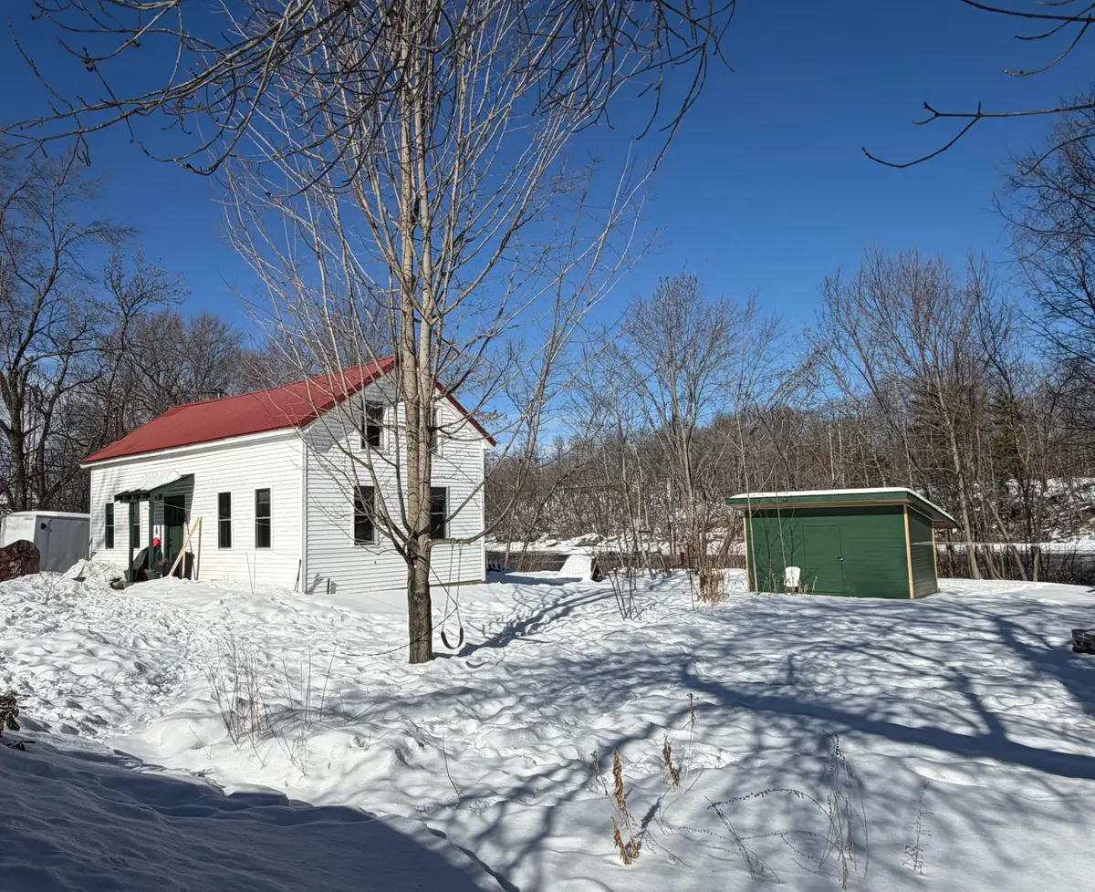 42 Howard Street, Old Town, ME 04468 - #1