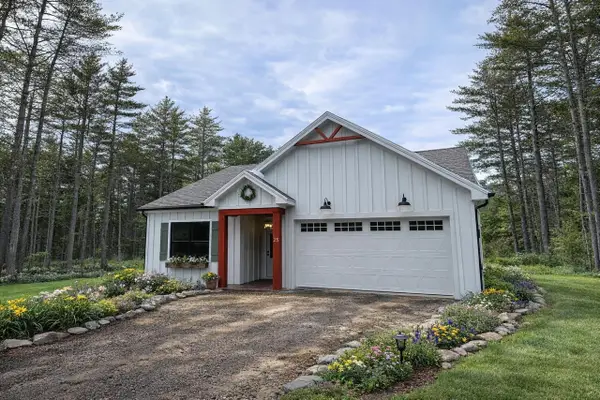 25 Evergreen Lane, Richmond, ME 04357