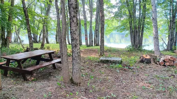 590 Mohawk Road, Lincoln, ME 04457