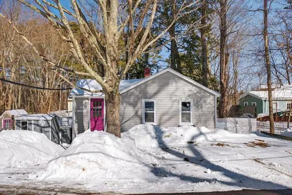 13 Highland Avenue, Cumberland, ME 04021