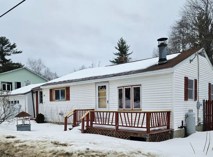 255 Bates Street, Millinocket, ME 04462 - #3