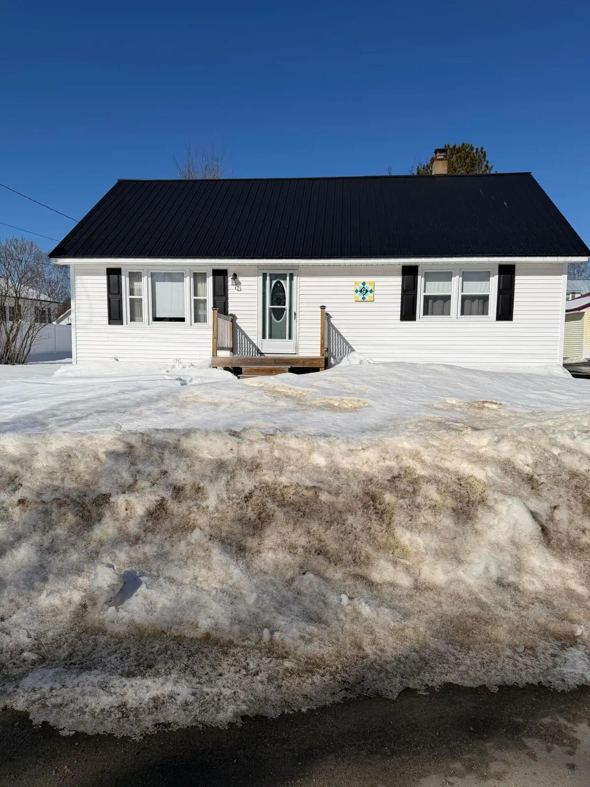 44 New York Street, Millinocket, ME 04462 - #1
