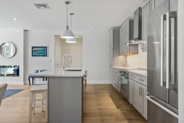 267 Us Route 1 #301, Falmouth, ME 04105