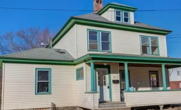 11 Barrows Street, Paris, ME 04281