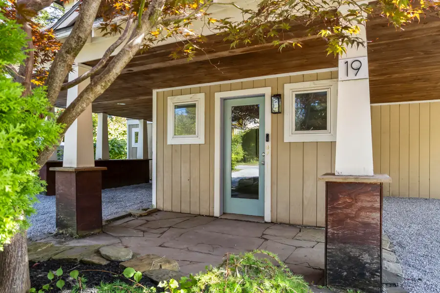 19 Hugh Av Hugh Avenue, Bailey Island, ME 04003 - #2