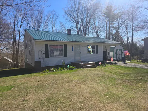 124 Broadway Street, Baileyville, ME 04694