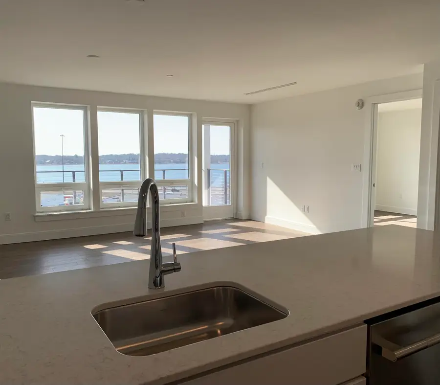 218 Washington Avenue #102, Portland, ME 04101 - #3