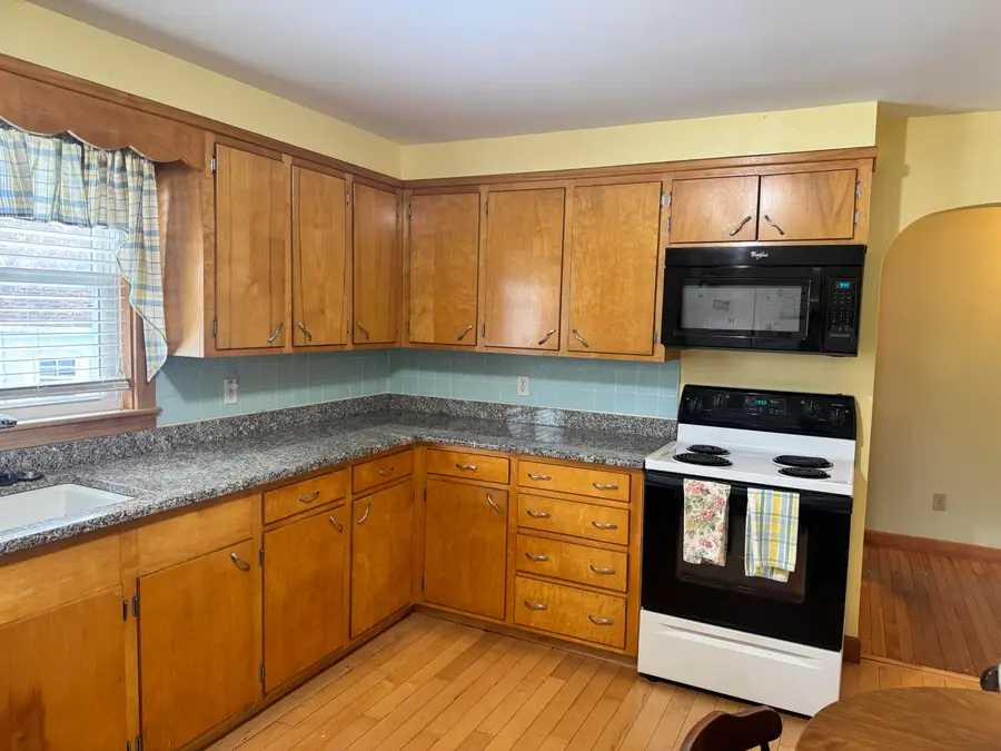 9 Greenacre Road, Old Orchard Beach, ME 04064 - #3