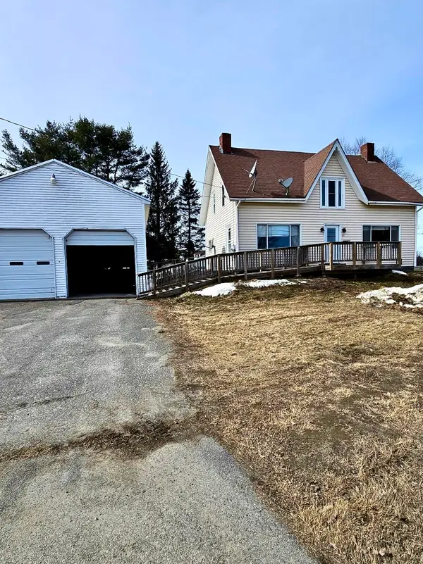 69 Smithfield Road, Norridgewock, ME 04957