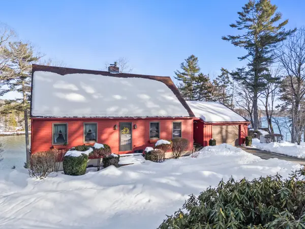 208 Youngs Point Road, Wiscasset, ME 04578