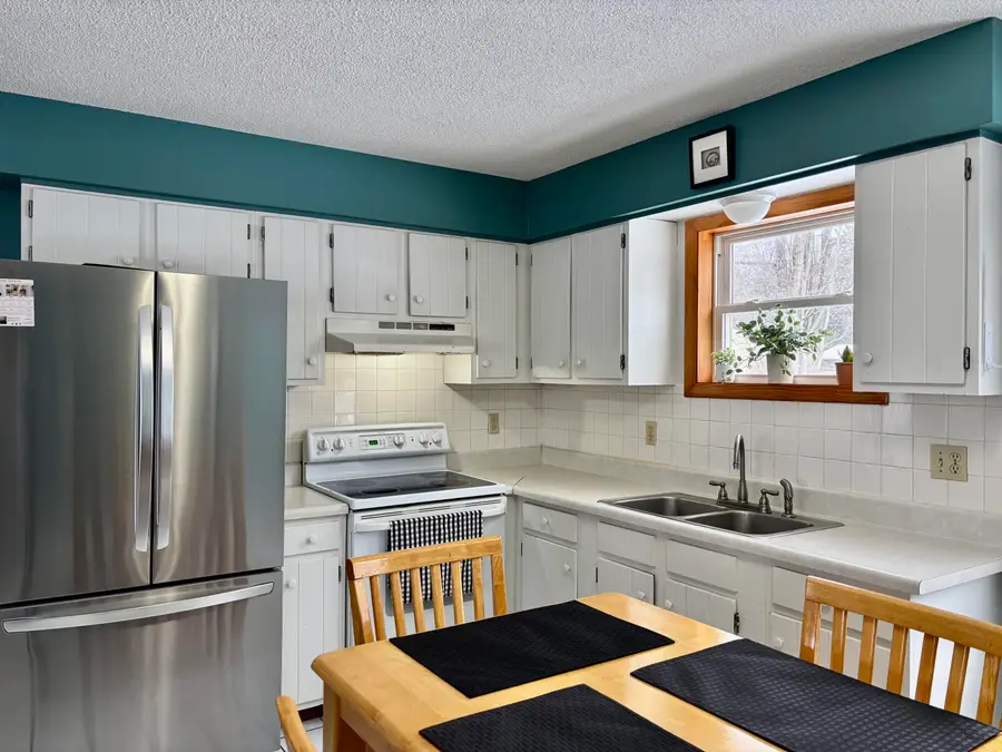 15 Roslin Avenue, Lewiston, ME 04240 - #2