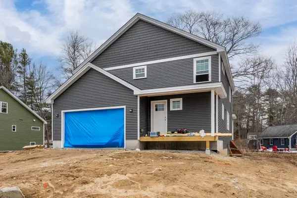 3 Hardwood Lane, Kennebunk, ME 04043