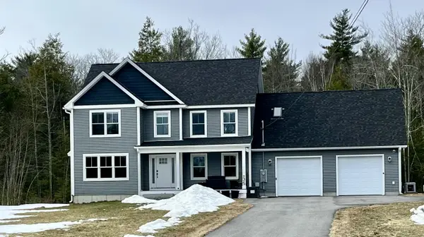 35 Heritage Drive, Berwick, ME 03901