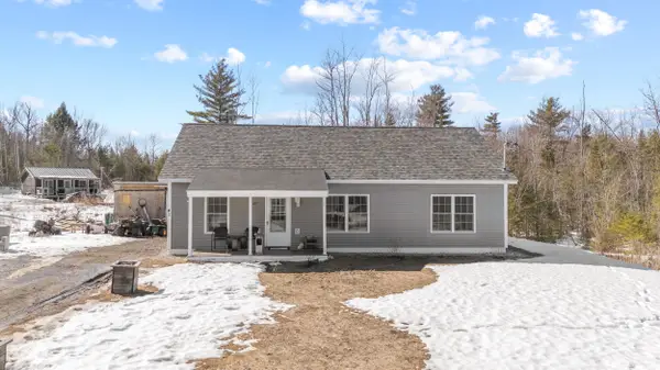 41 Hidden Pond Road, Sabattus, ME 04280